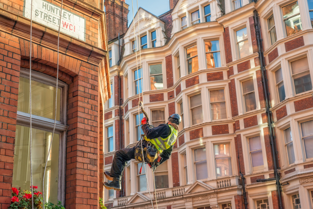 A Guide to Building Exterior Painting