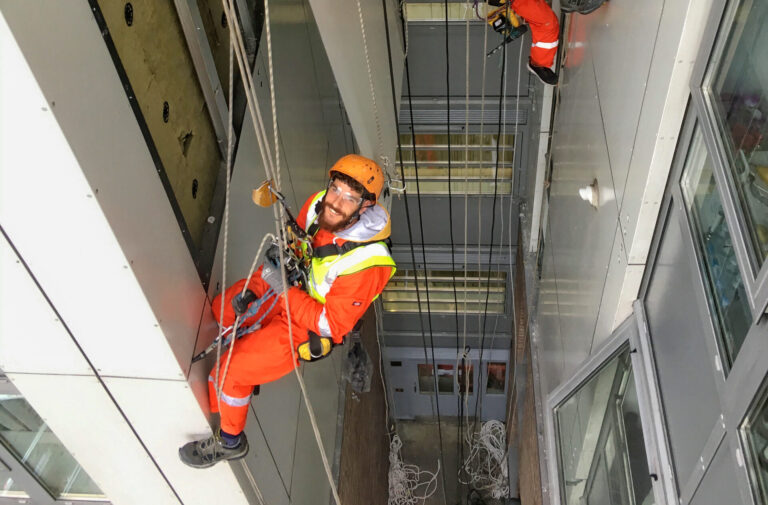 10 Benefits of Rope Access Services