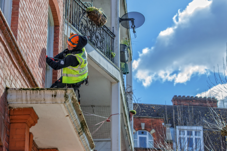 How Rope Access Helps Landlords Meet Awaab’s Law Timeframes