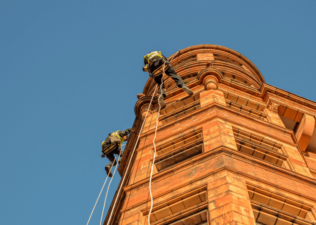 Inspecting Façade Defects With Scaffold-Free Access Solutions